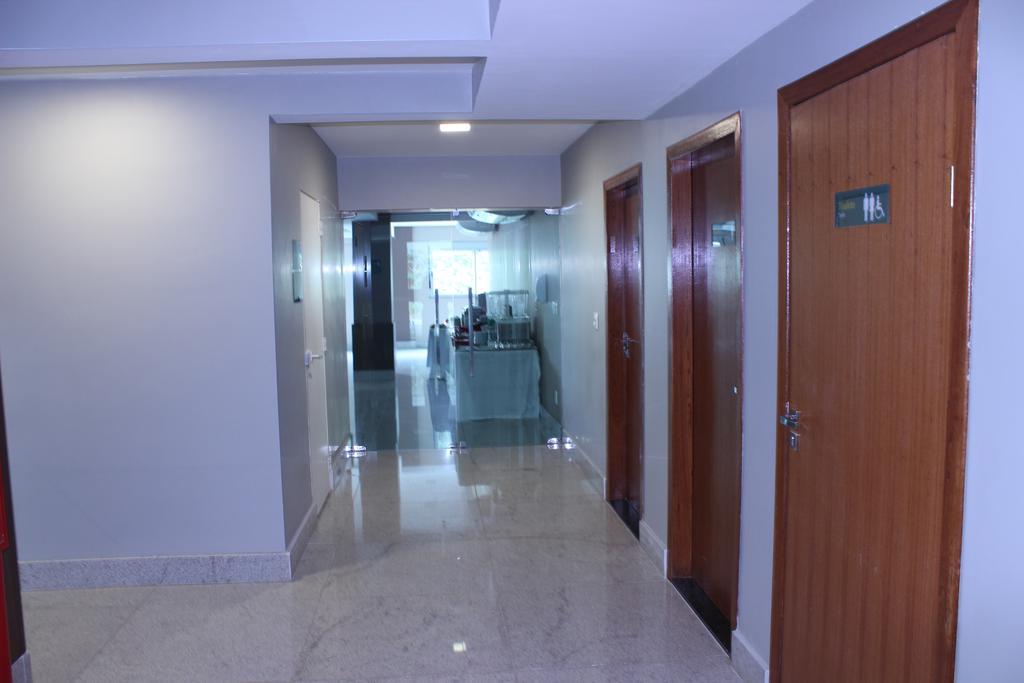 Vertentes Suites Hotel Консельєйру-Лафаєті Екстер'єр фото