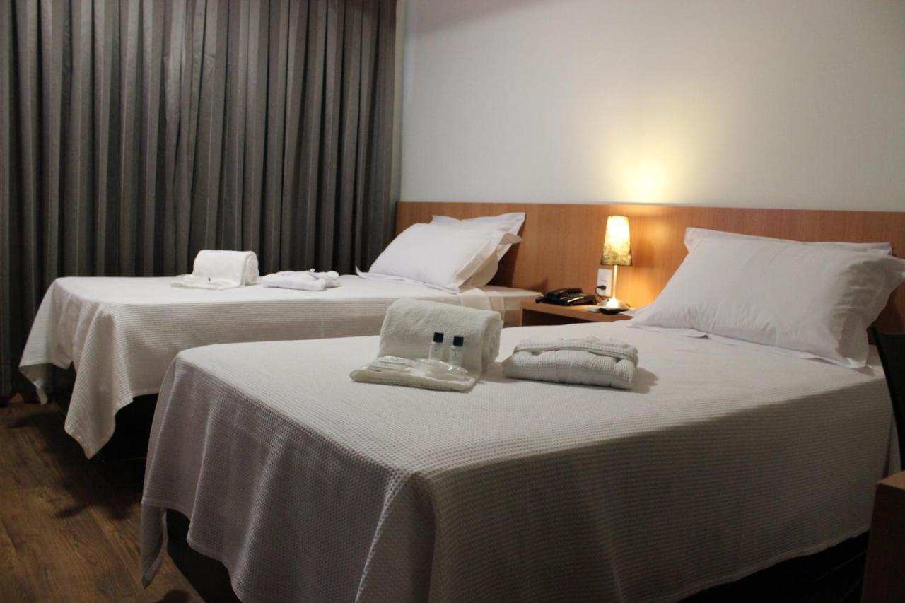 Vertentes Suites Hotel Консельєйру-Лафаєті Екстер'єр фото